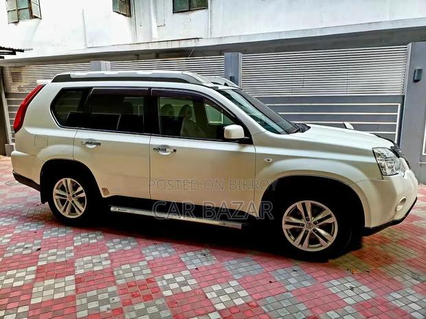 Nissan X-Trail 2.0 Petrol XE 2011 White