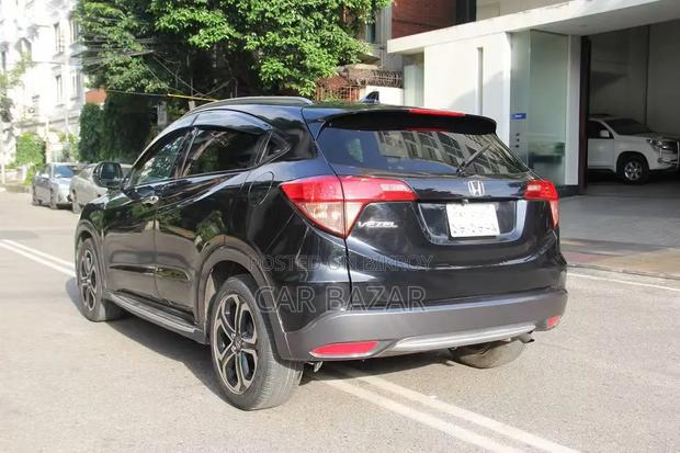 Honda Vezel 1.5 2WD 2015 Black