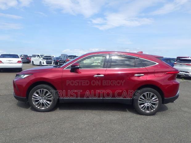 Toyota Harrier 2.5 Hybrid 2021 Maroon