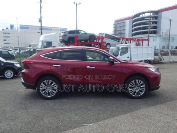 Toyota Harrier 2.5 Hybrid 2021 Maroon