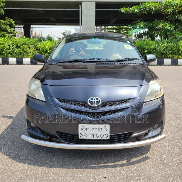 Toyota Belta 2005 Black