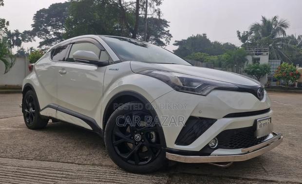 Toyota C-HR LE FWD 2019 White