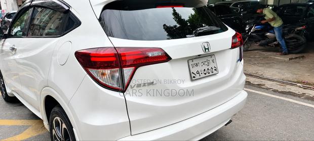 Honda Vezel 1.5 Hybrid 4WD 2014 Pearl