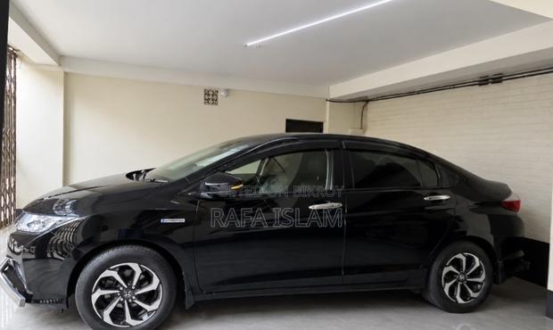 Honda Grace 2015 Black