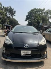 Toyota Aqua 2012 Black for sale