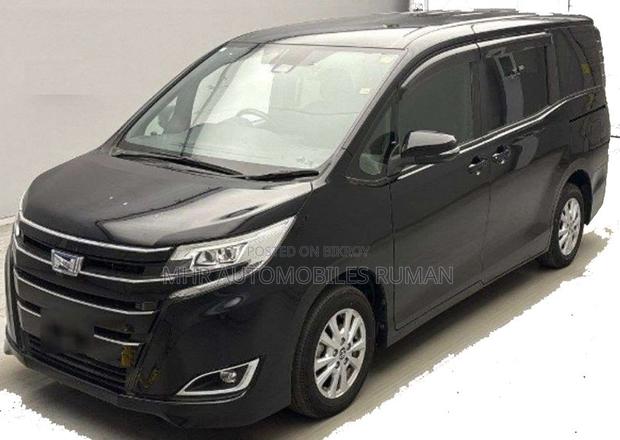 Toyota Noah 1.8 FWD Hybrid (7 seater) 2021 Black