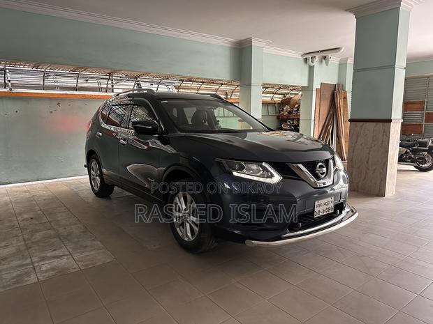 Nissan X-Trail 2.0 Hybrid FWD 2015 Blue