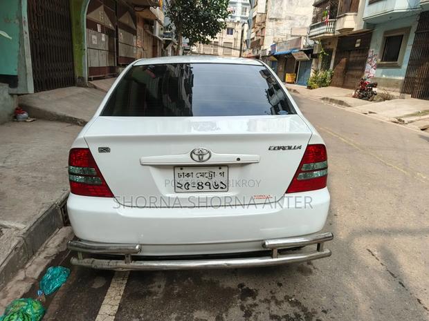 Toyota Corolla 2003 White