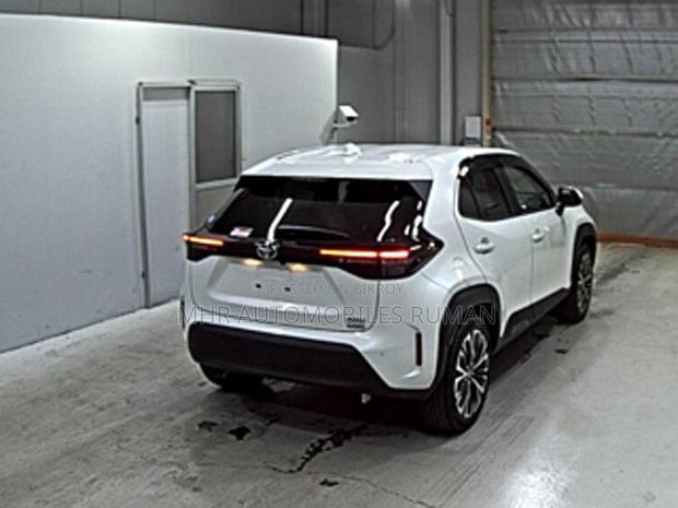 Toyota Yaris Cross 2021 Pearl