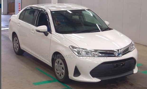 Toyota Axio 2021 White