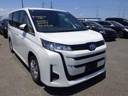 Toyota Noah 2022 Pearl for sale