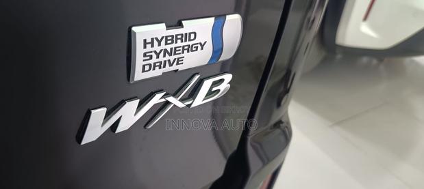 Toyota Noah 1.8 FWD Hybrid (7 seater) 2021 Black