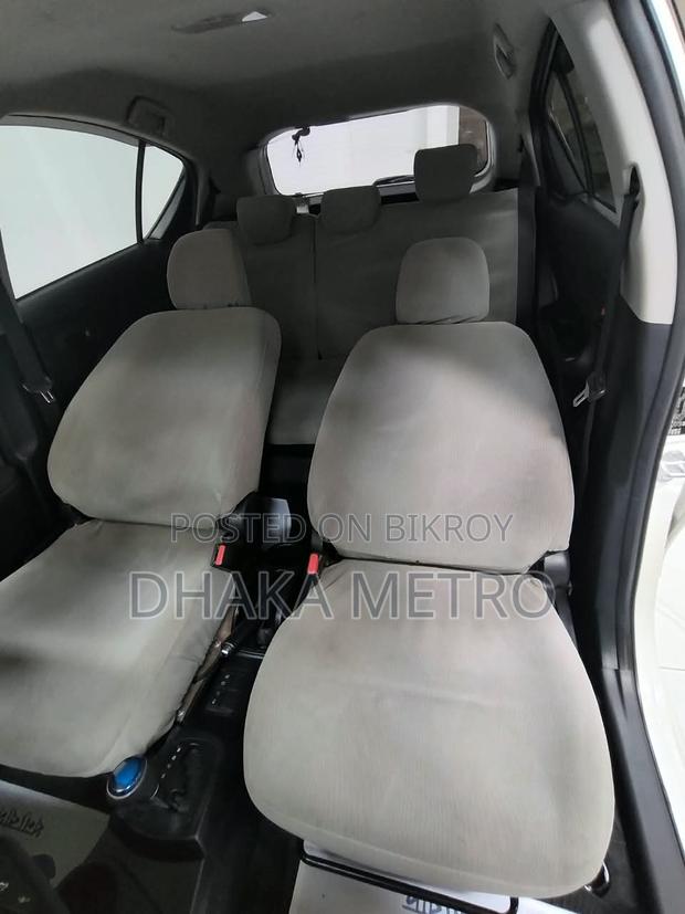 Toyota Prius 2017 White