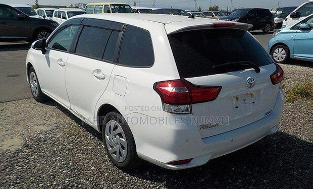 Toyota Corolla Fielder 1.5 Petrol FWD 2021 White