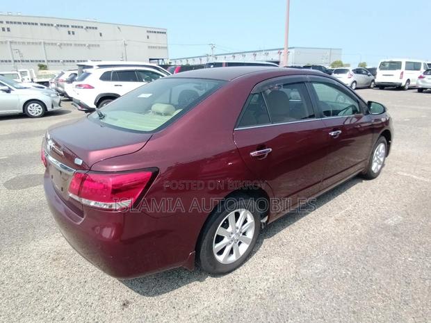 Toyota Premio 2021 Red