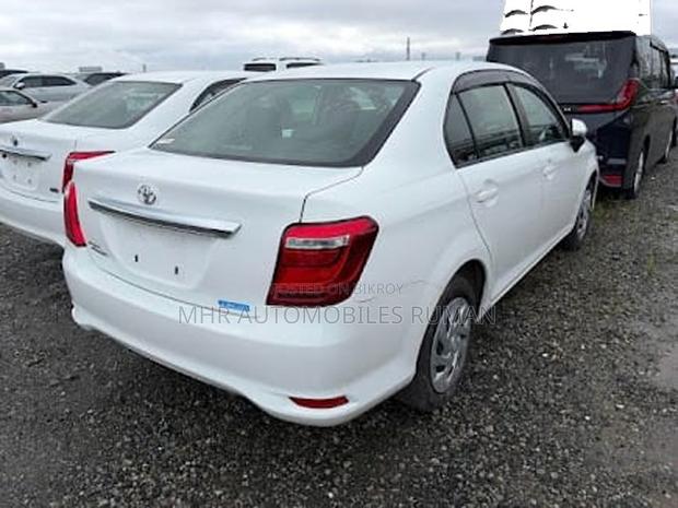 Toyota Axio 2021 White