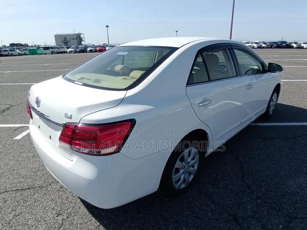 Toyota Premio 2021 Pearl