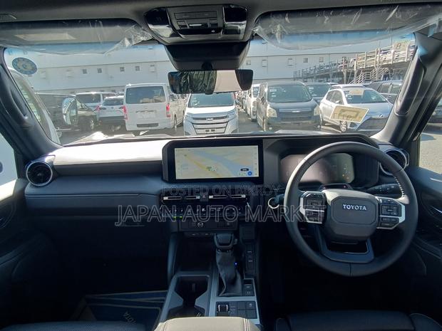 Toyota Land Cruiser 2026 Black