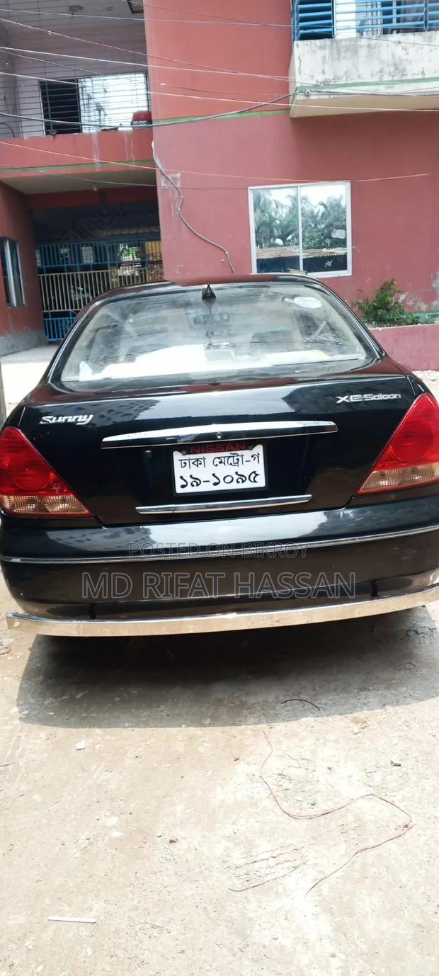 Nissan Sunny 2006 Black