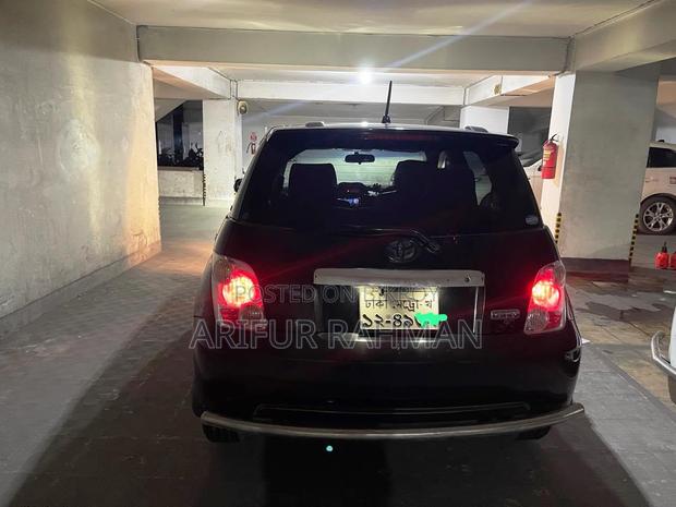 Toyota IST 2004 Black