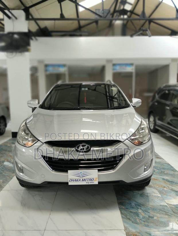 Hyundai Tucson 2012 Silver