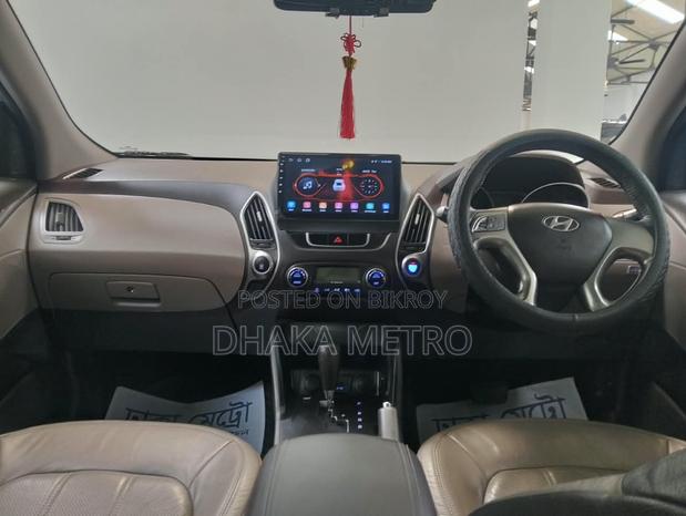 Hyundai Tucson 2012 Silver