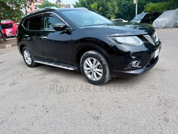 Nissan X-Trail 2014 Black
