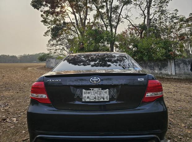 Toyota Axio 2011 Gray