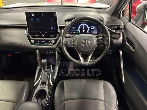 Toyota Corolla Cross 2024 Pearl