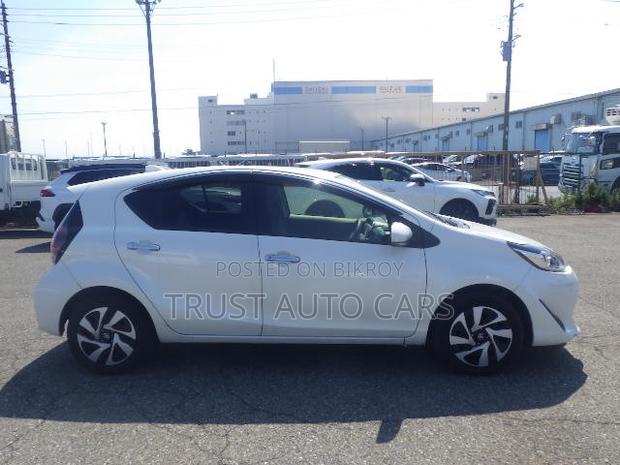 Toyota Aqua 2021 Pearl