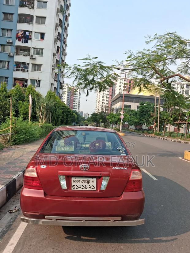 Toyota Corolla 2005 Maroon