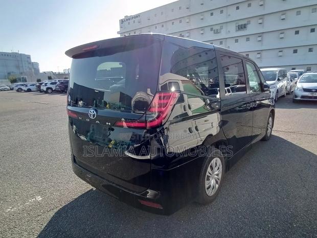 Toyota Noah 2022 Black