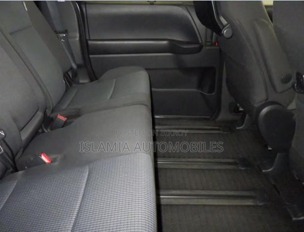 Toyota Noah 2022 Black