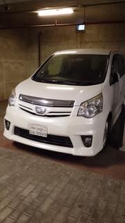 Toyota Noah 2010 Pearl for sale