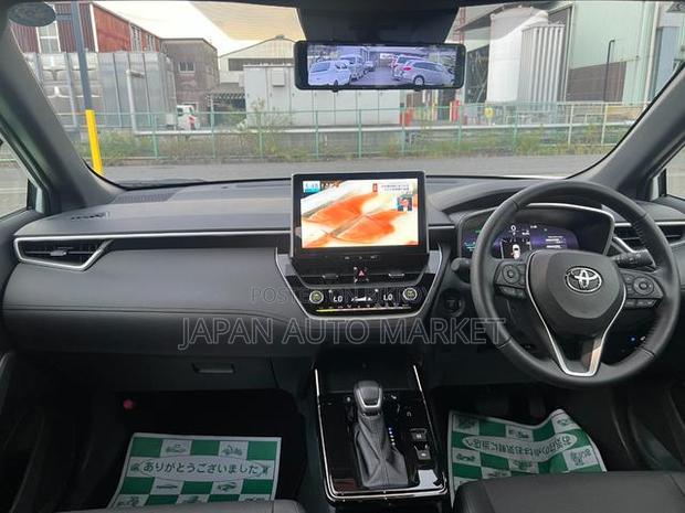 Toyota Corolla Cross 2025 Pearl