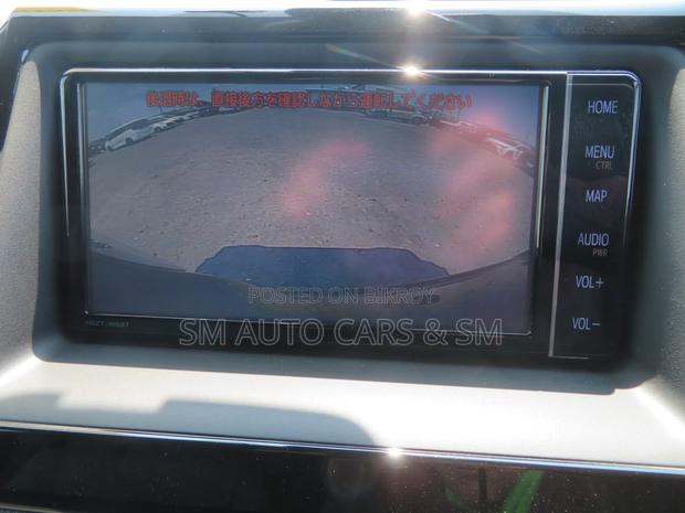 Toyota Esquire 2.0 FWD (7 seater) 2021 Black