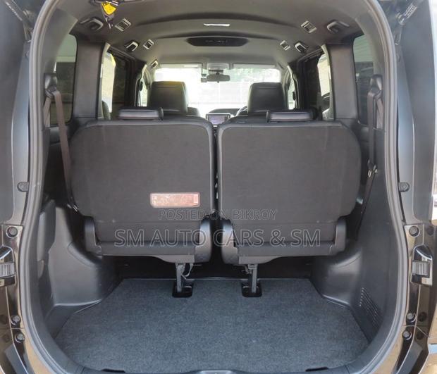 Toyota Esquire 2.0 FWD (7 seater) 2021 Black