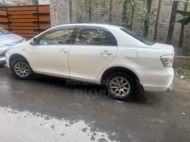 Toyota Axio 1.5 G 2WD 2008 White