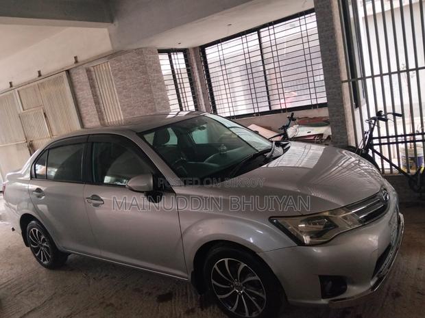 Toyota Axio 2012 Silver