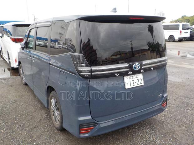 Toyota Voxy S-G 2WD 7-Seater 2023 Gray