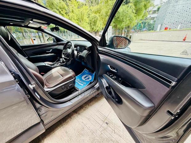 Hyundai Tucson 2023 Gray