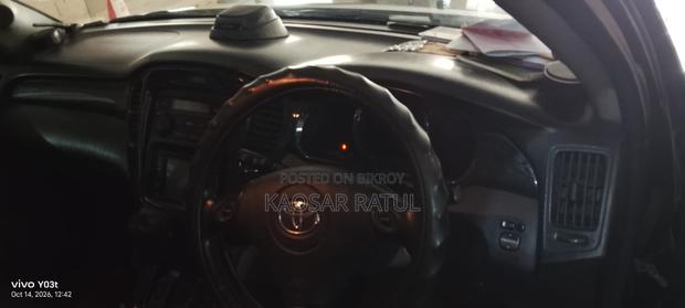 Toyota Kluger 2004 Black