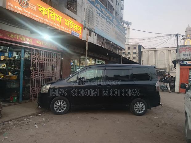 Toyota Noah 2008 Black