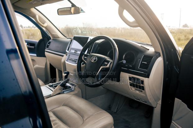Toyota Land Cruiser 2014 Blue