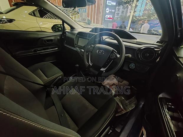 Toyota Aqua 2021 Blue
