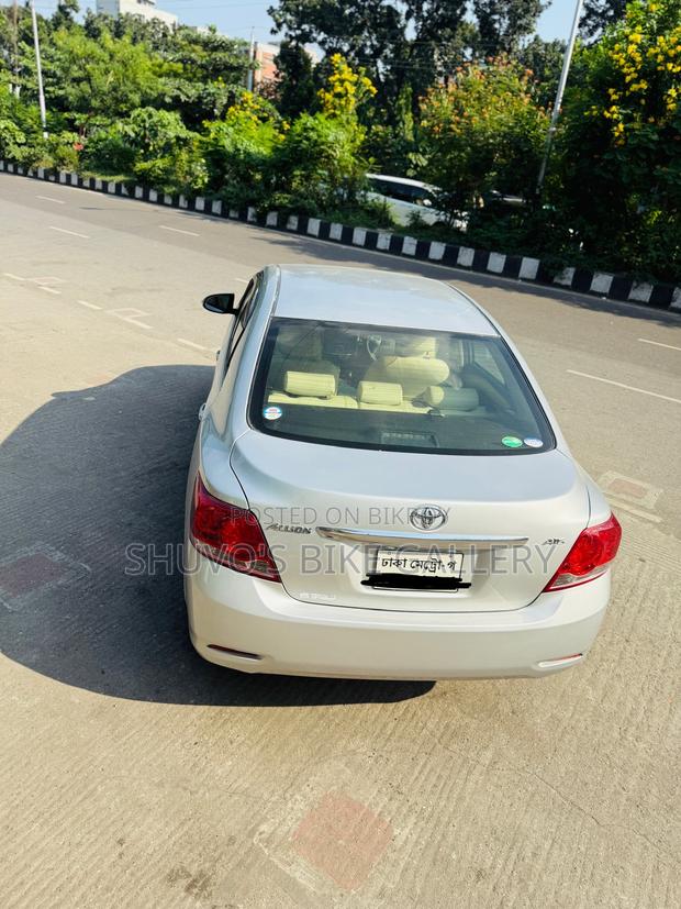 Toyota Allion 2011 Silver