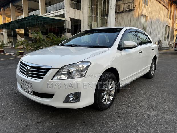 Toyota Premio 2012 Pearl