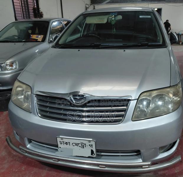 Toyota Corolla Sedan 2005 Silver