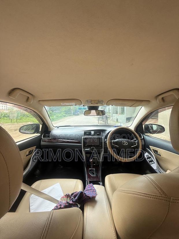 Toyota Premio 1.5 FWD 2017 Maroon