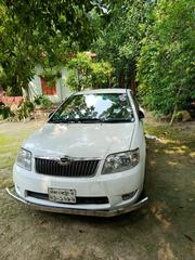 Toyota Corolla Sedan 2004 White for sale